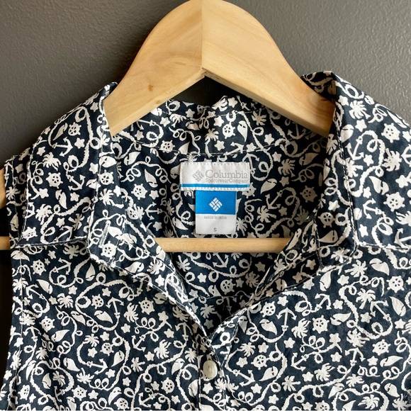 Columbia PFG Floral Sleeveless Polo Shirt - Picture 4 of 7